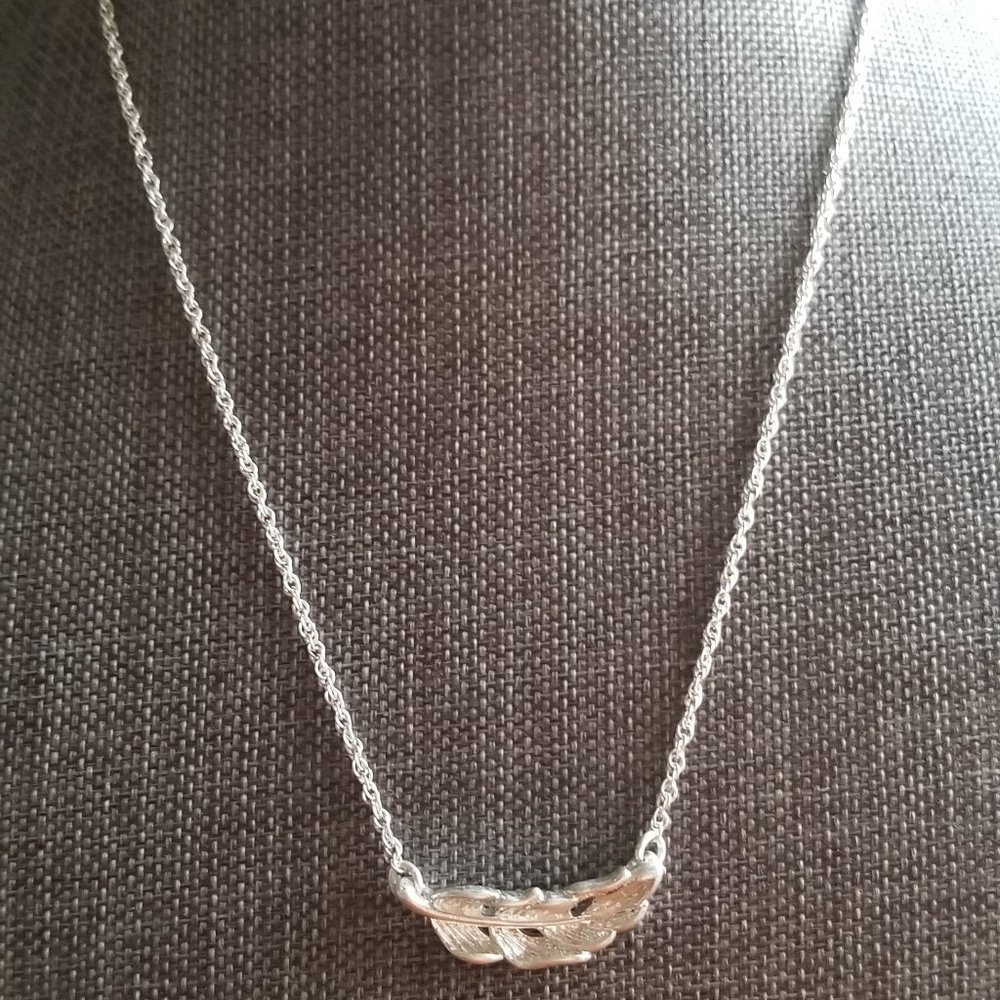 Chloe & Isabel Silver Sculpted Feather Pendant Necklace